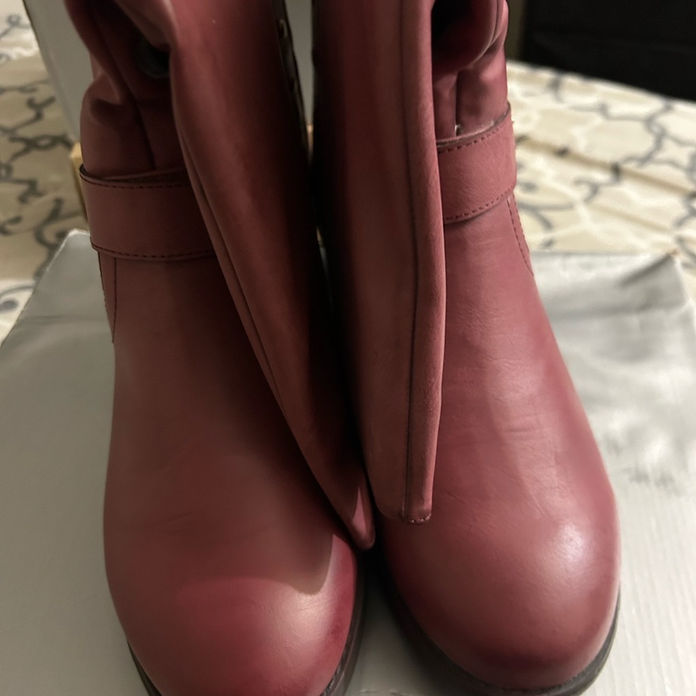 Cloudwalkers Burgundy Knee-High Boots - Picture 5 of 6
